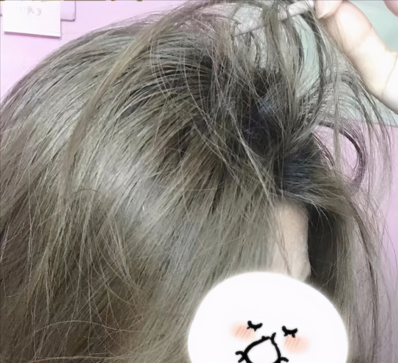 头顶很塌怎么一直蓬松,头顶尖头发塌怎么弄蓬松小妙招