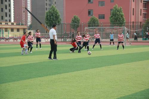 费县哪个学校好,费县全日制学校哪家好