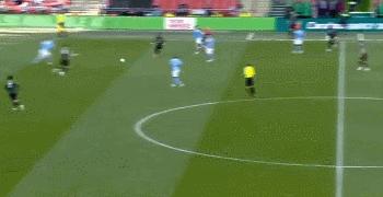 复盘曼城对皇马,曼城5:1狼斯特林错失机会