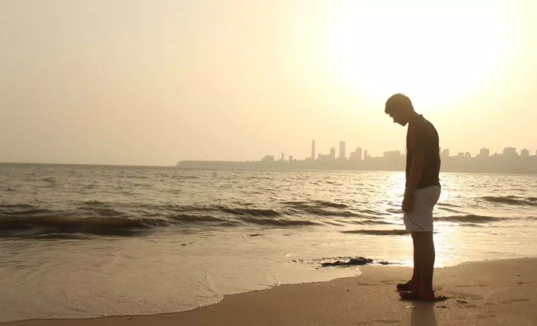 北大女生自杀事件:这场极致的冥王星操纵,只钩住了2件事