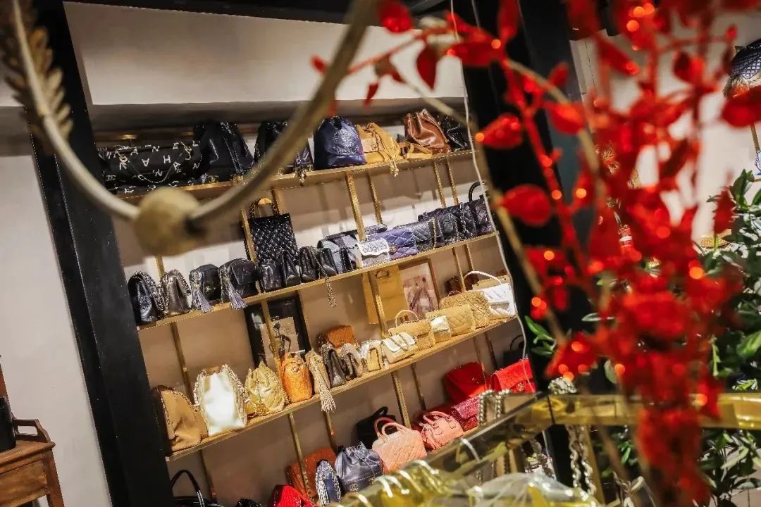 采访奢侈品鉴定师,奢侈品鉴定师的真实生活