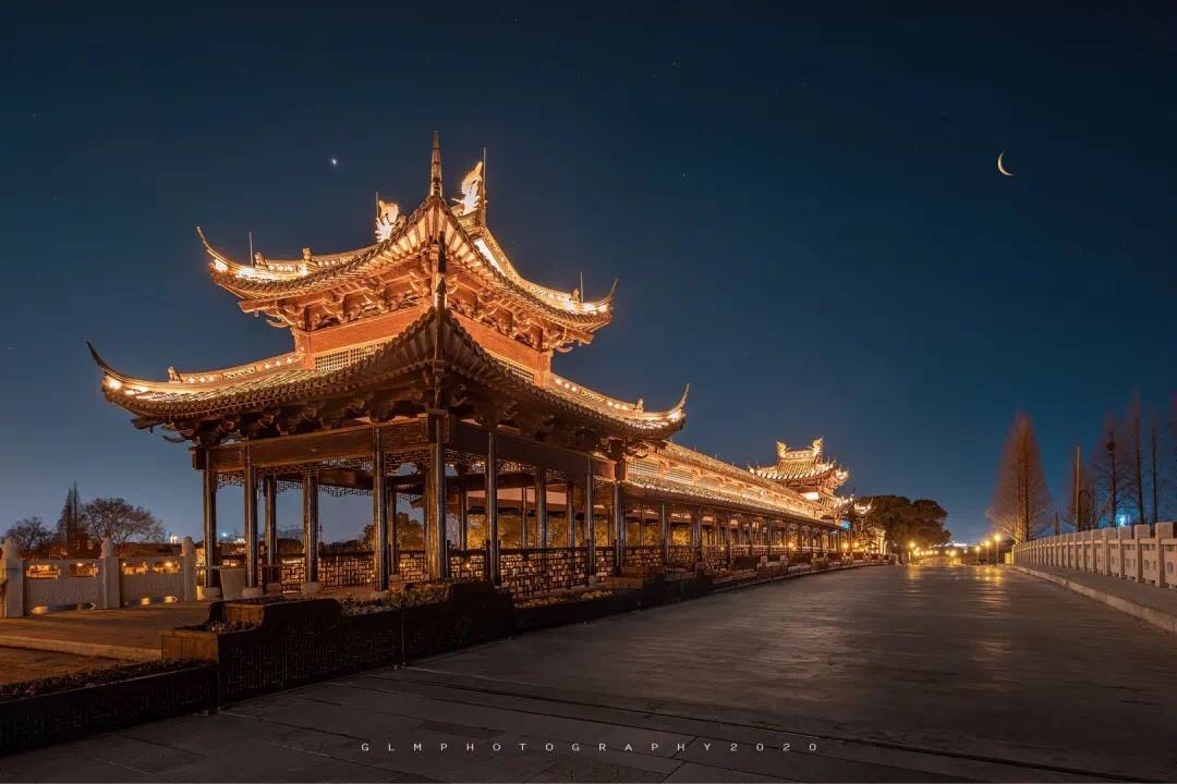 来看看乌镇的夜晚,南浔古镇白天和夜晚不一样的美