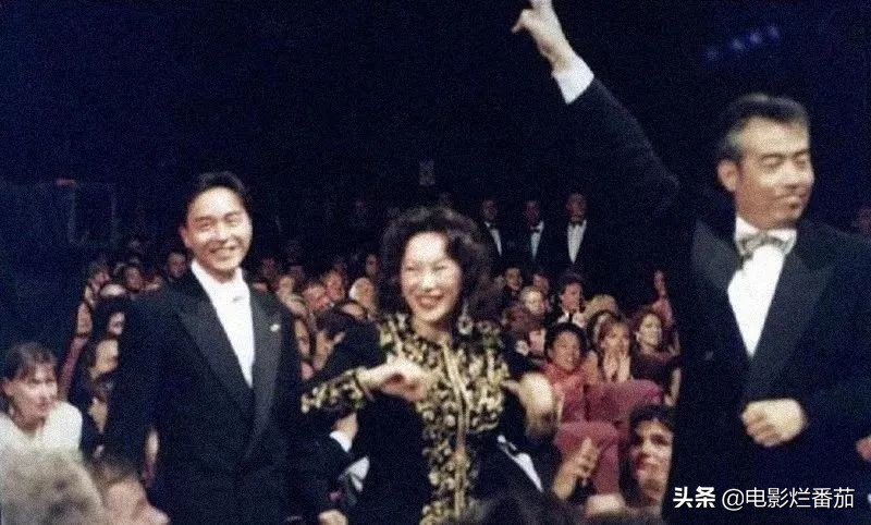 张国荣这一生，不长，刚好够我们“记念”一辈子