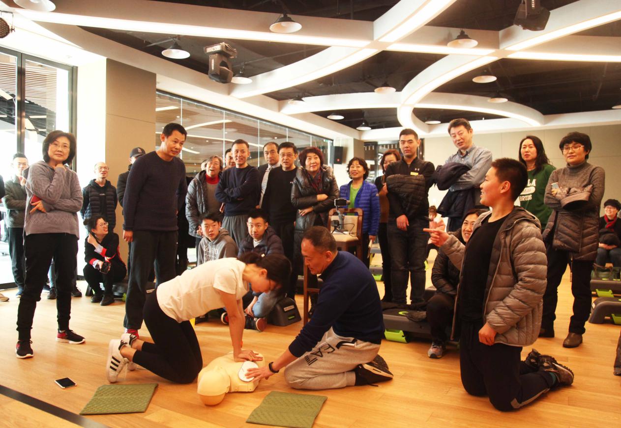 “第一反应”落地青岛万丽海景曾显波谈国际社区的社会责任