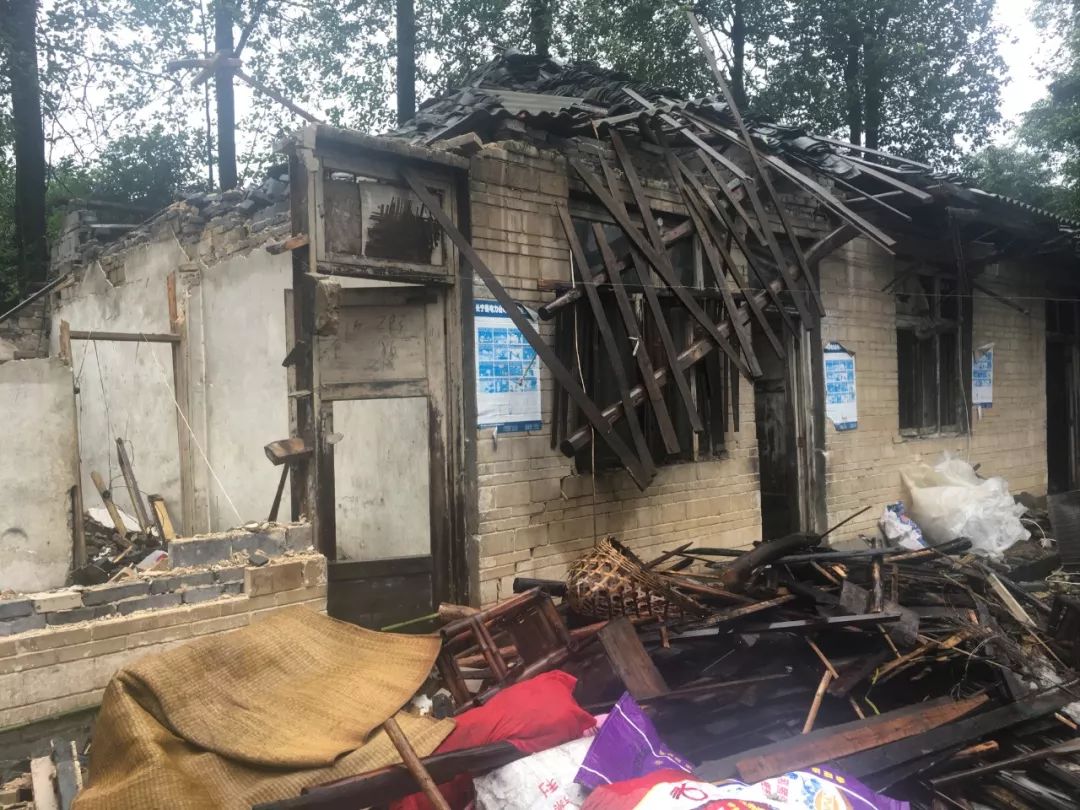 85后香港博士，为重庆人修了一座桥，上万村民请神仙加持