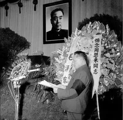 今天他115岁了,*小平邓**人生的40个瞬间