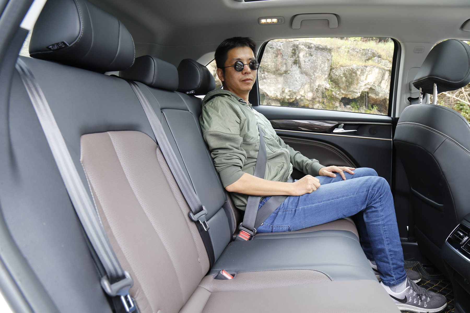 谁都说我们不一样现场版,很多人都说我们不一样抖音