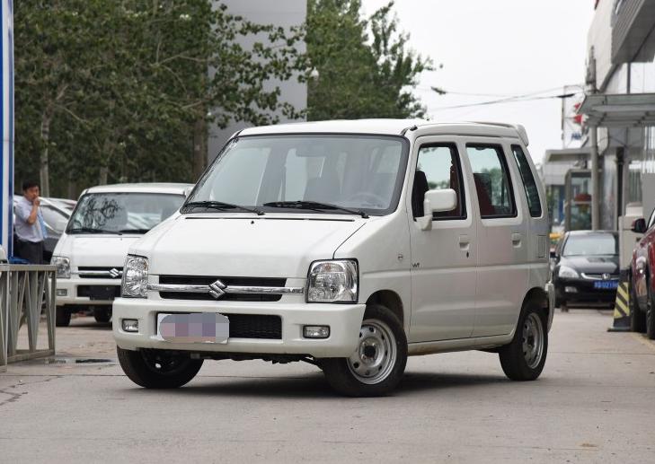 新款北斗星2023款汽油版自动挡,北斗星新款4万