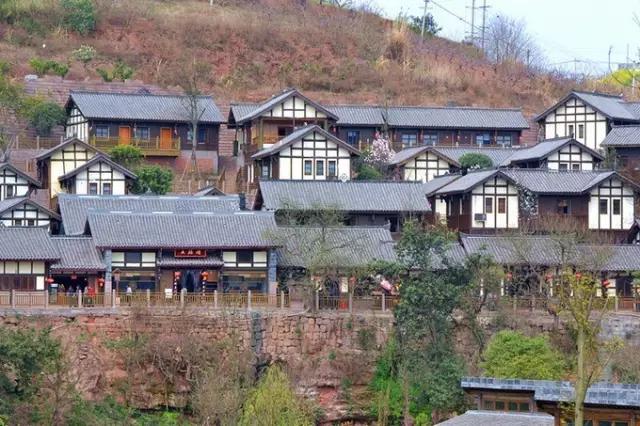 金堂天府花园水城,金堂距龙泉好远