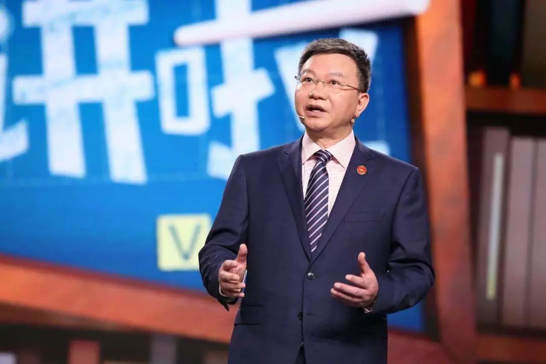 如此校长，爱上了