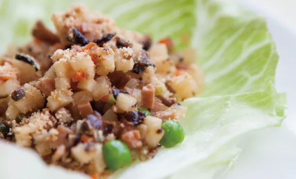 乳鸽红烧多少钱一只,一只正宗的红烧乳鸽是怎么样的