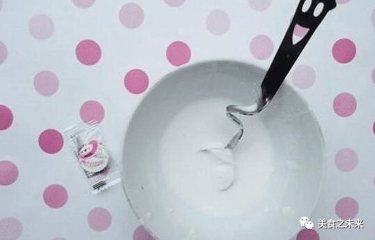 维生素e正确涂脸方法祛痘印,维生素e直接涂在脸上的正确方法