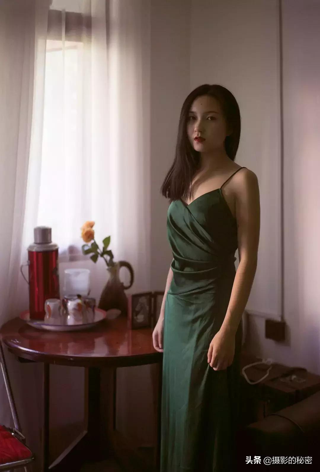 手把手教你拍照表情不自然,四招教你轻松学会拍照精髓