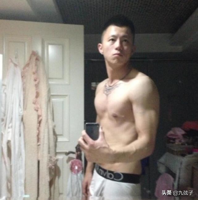 车评人陈震二环开什么车,二环十三郎陈震和车的合影