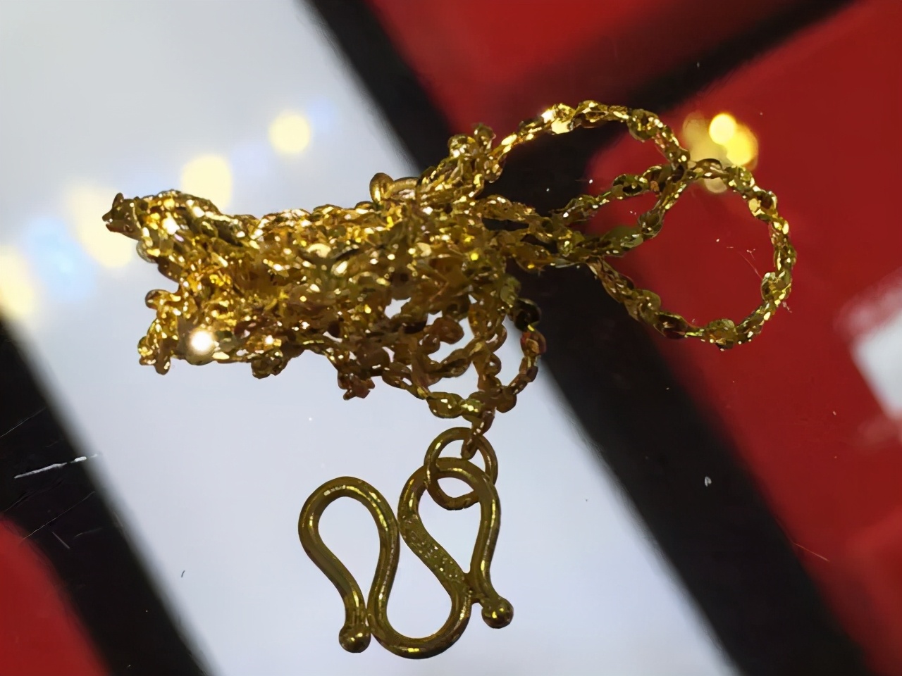 回收黄金要用火烧吗,回收黄金需要把黄金烧碎吗