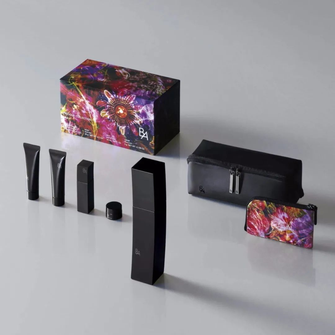 POLA、CPB、LADUREE、SUQQU，圣诞限定谁最丑