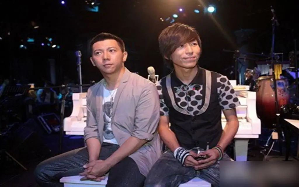 黄征胡海泉,黄征胡海泉奔跑现场