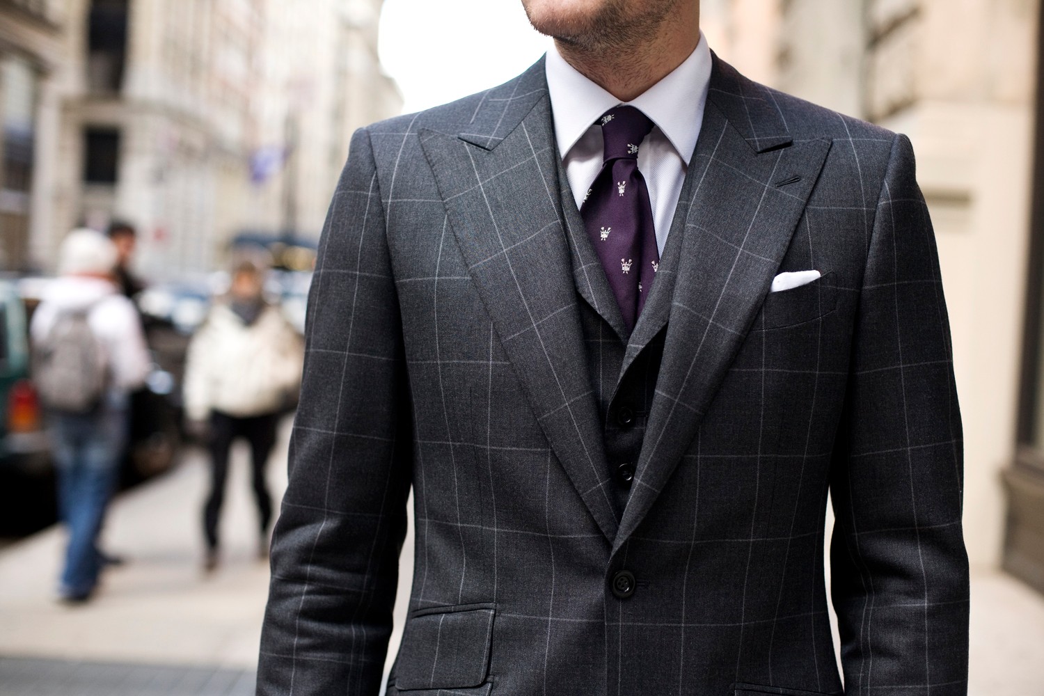 无论你平时多爱休闲装，作为男士“领带”是必需品！