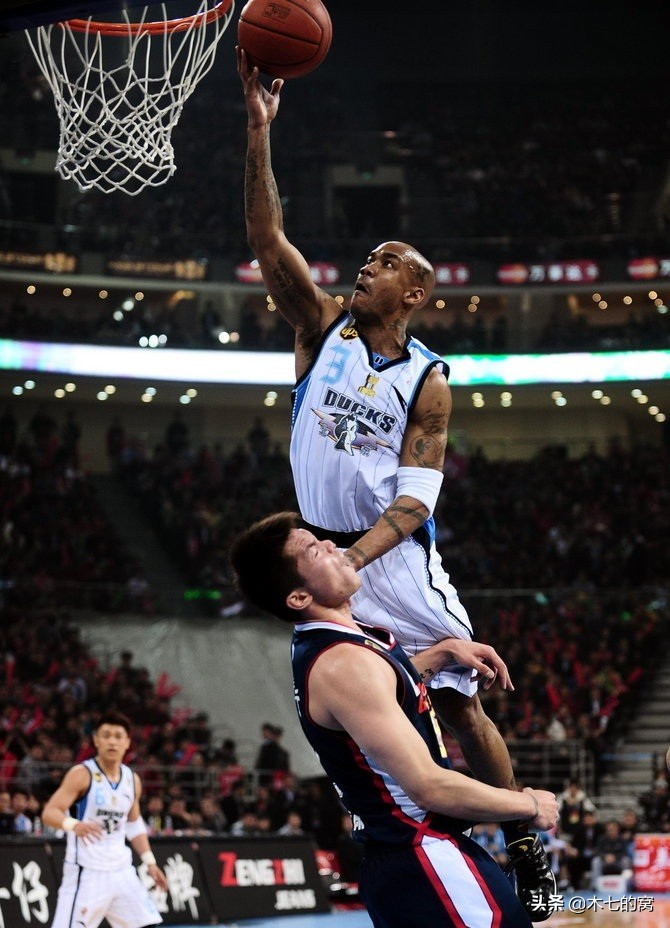 北京首钢五棵松魔鬼主场，CBA万人馆新时代