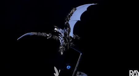 把小米铁蛋爆改成钢铁加鲁鲁的大佬，还曾把手机改造成北京城