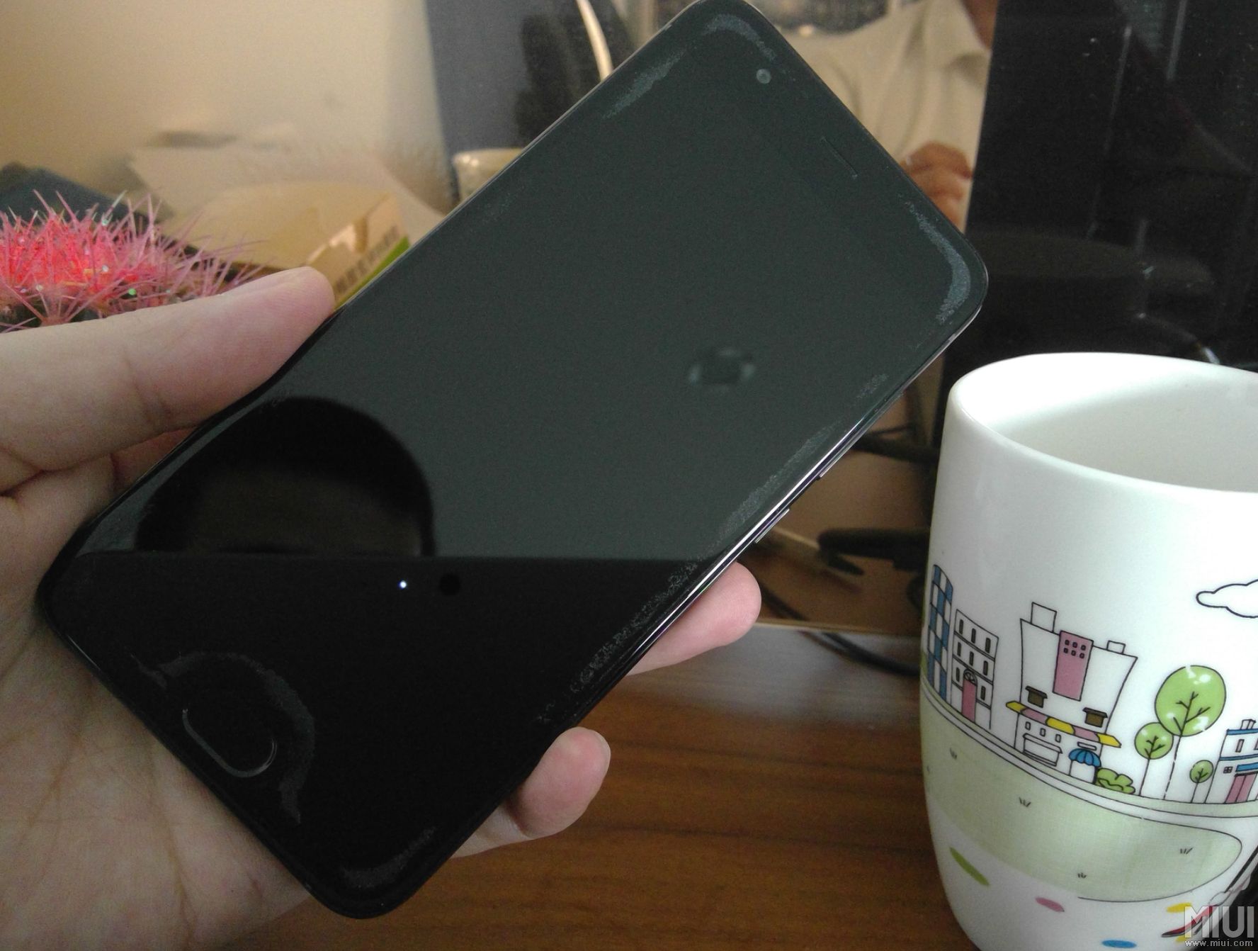 手机贴膜时要注意要点是什么,手机贴膜注意哪些细节