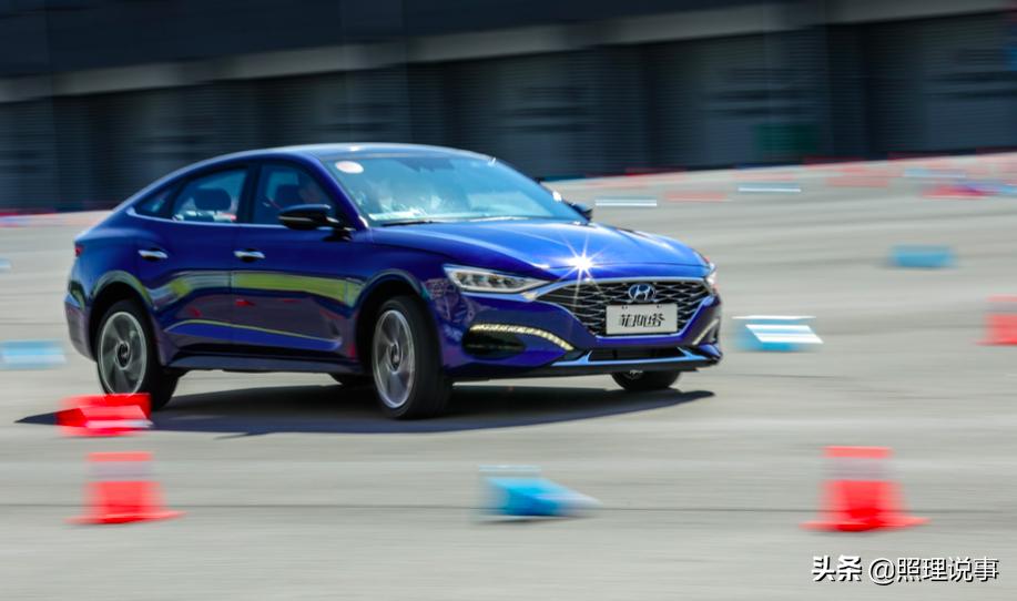 有2种车型可选怎么租车最省钱,租车租什么新能源车好