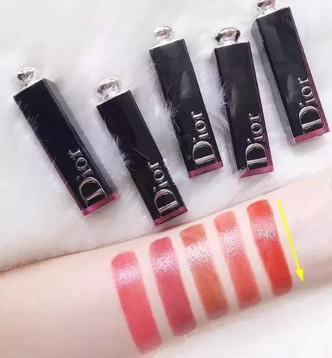 阿玛尼405兰蔻196唇釉,阿玛尼405兰蔻196有什么区别