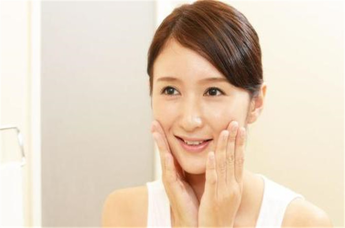 孕妇的肚脐凸好还是凹好,为什么有些孕妇肚脐眼要凸起好丑