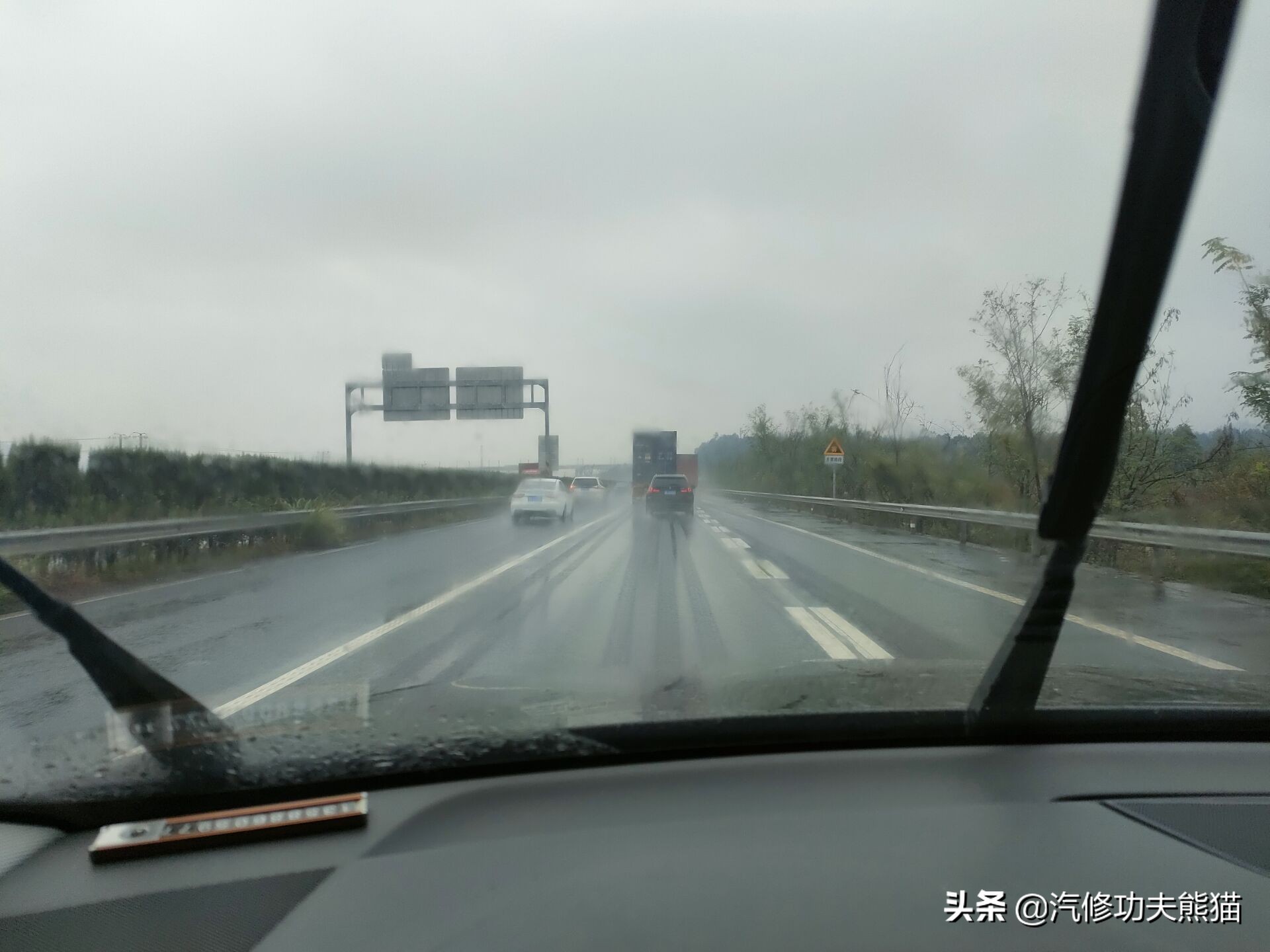 奥迪q5这车质量怎样,现在的奥迪q5烧机油