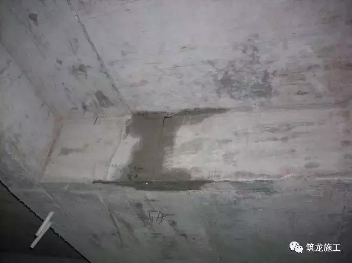 梁板砼浇筑通病,梁板混凝土质量通病