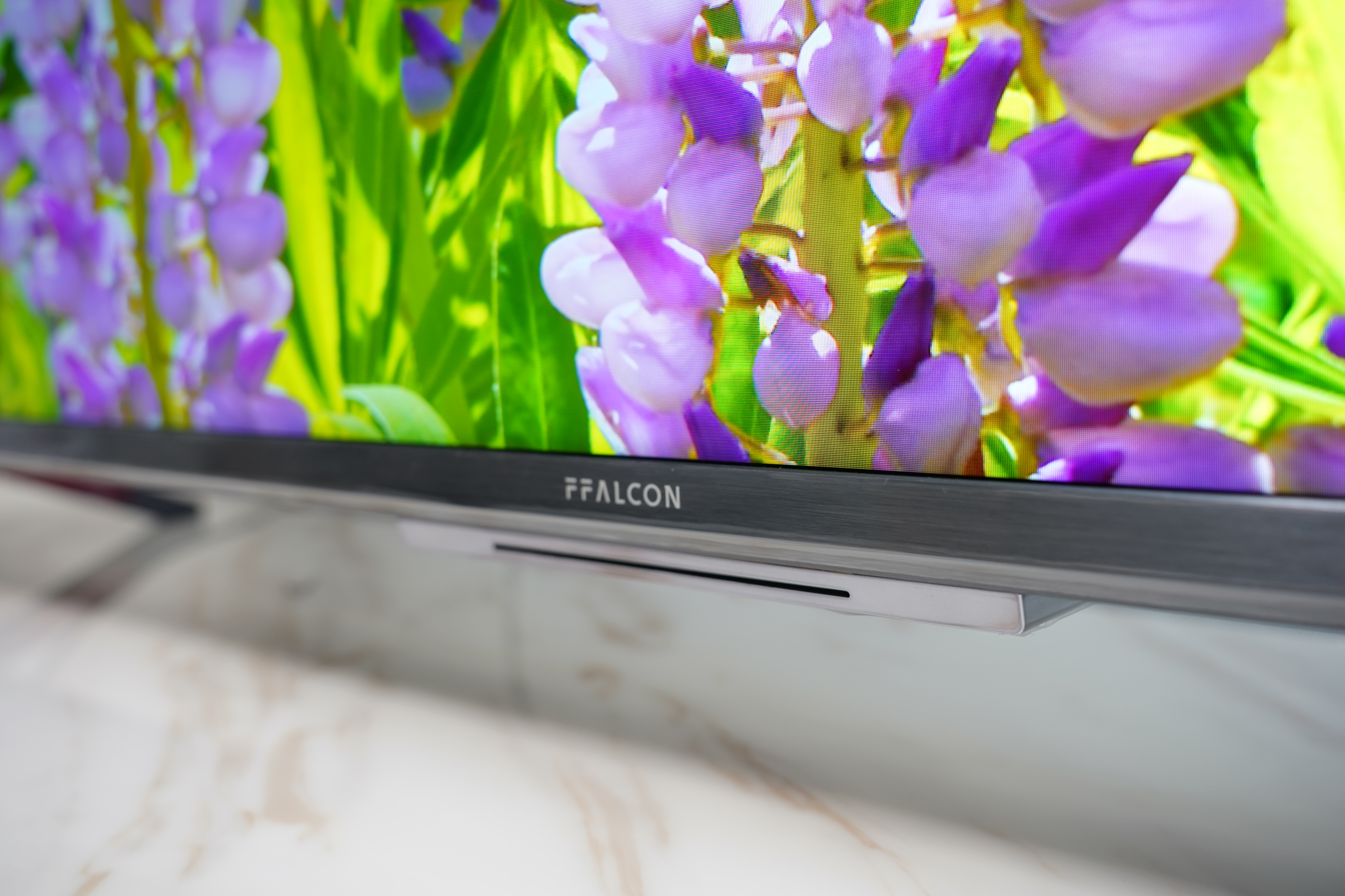 雷鸟R645C测评！跟索尼X90J比谁更强？