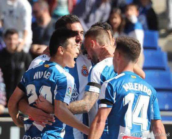 足球运动员武磊西班牙近况，被西班牙人当作护身符，正在学西语！