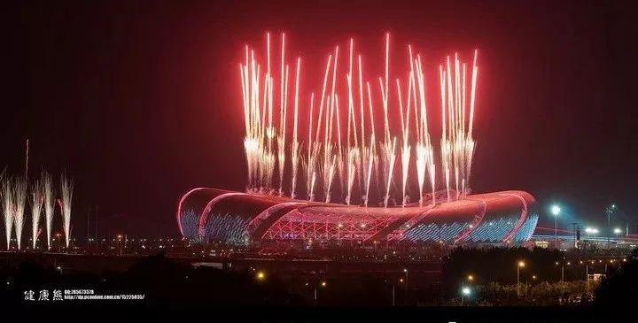 九龙湖：南昌国体中心社会足球场焕然一新