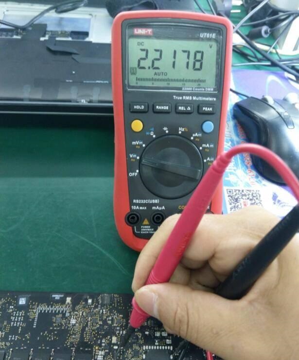 苹果笔记本黑屏出现个问号文件夹,macbookpro开机出现问号需要换硬盘