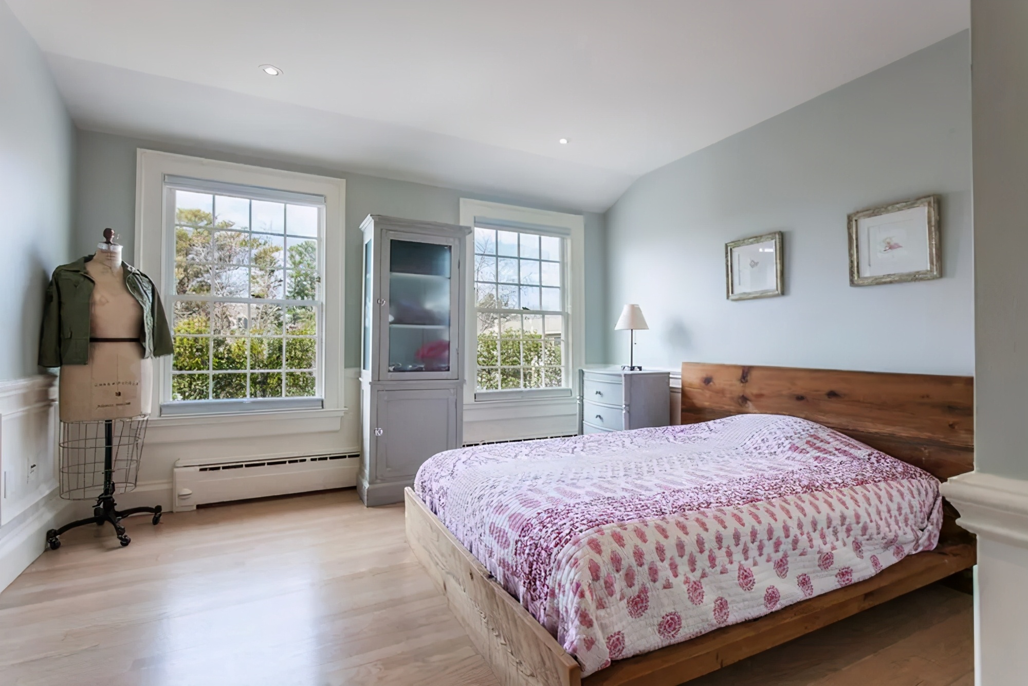 穿prada的时尚女魔头原型,穿prada的时尚女魔头