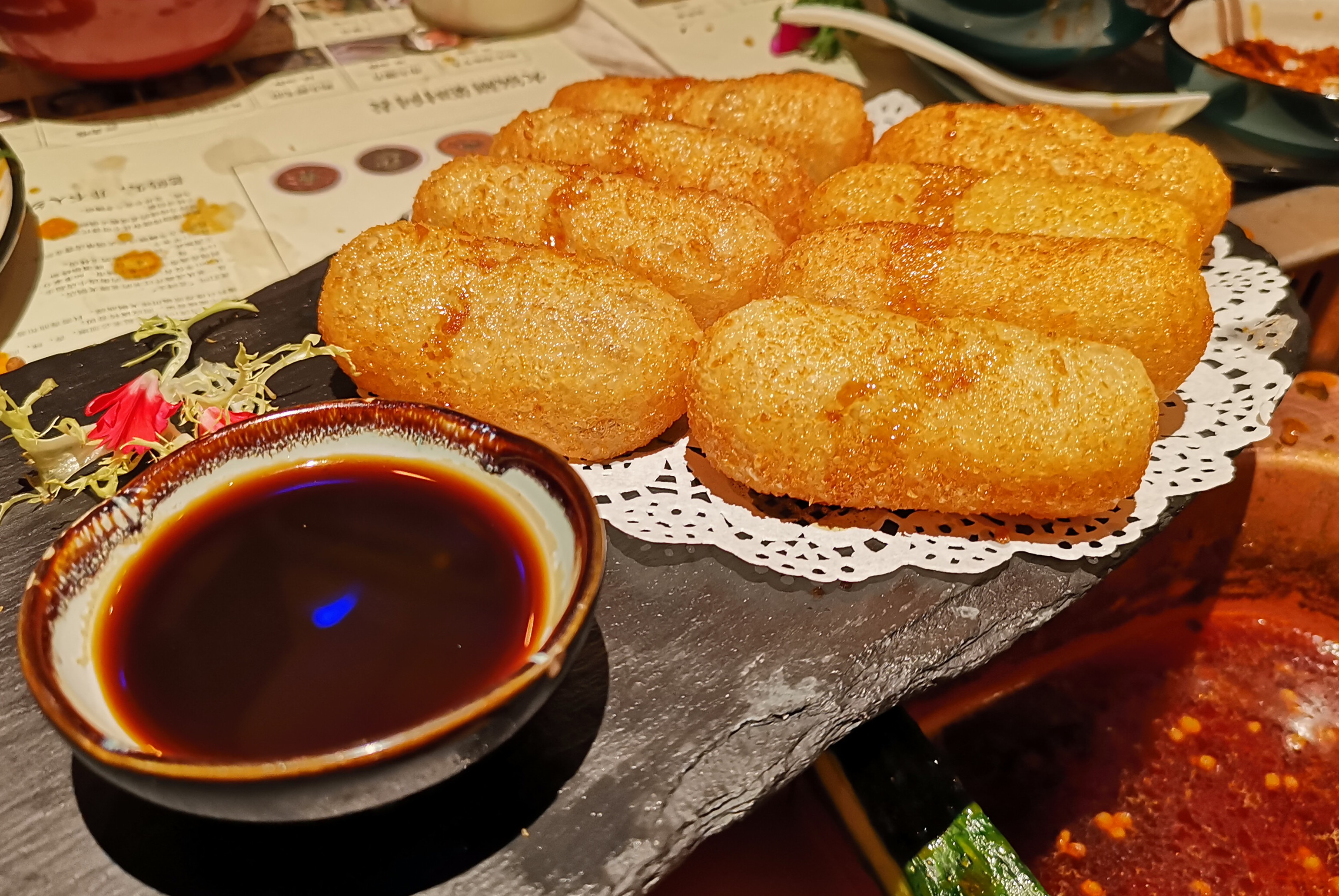 上海万象城自助火锅推荐,老码头火锅店必点