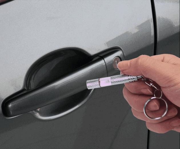 车上有静电开车门总是被电怎么办,开车门如何防静电最有效的方法