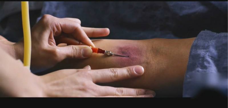 人都是被逼出来的许三观卖血记,许三观卖血记的深度解析1分钟