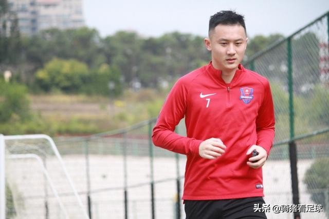 龚大兴斯威最新消息,重庆斯威足球队龚大兴