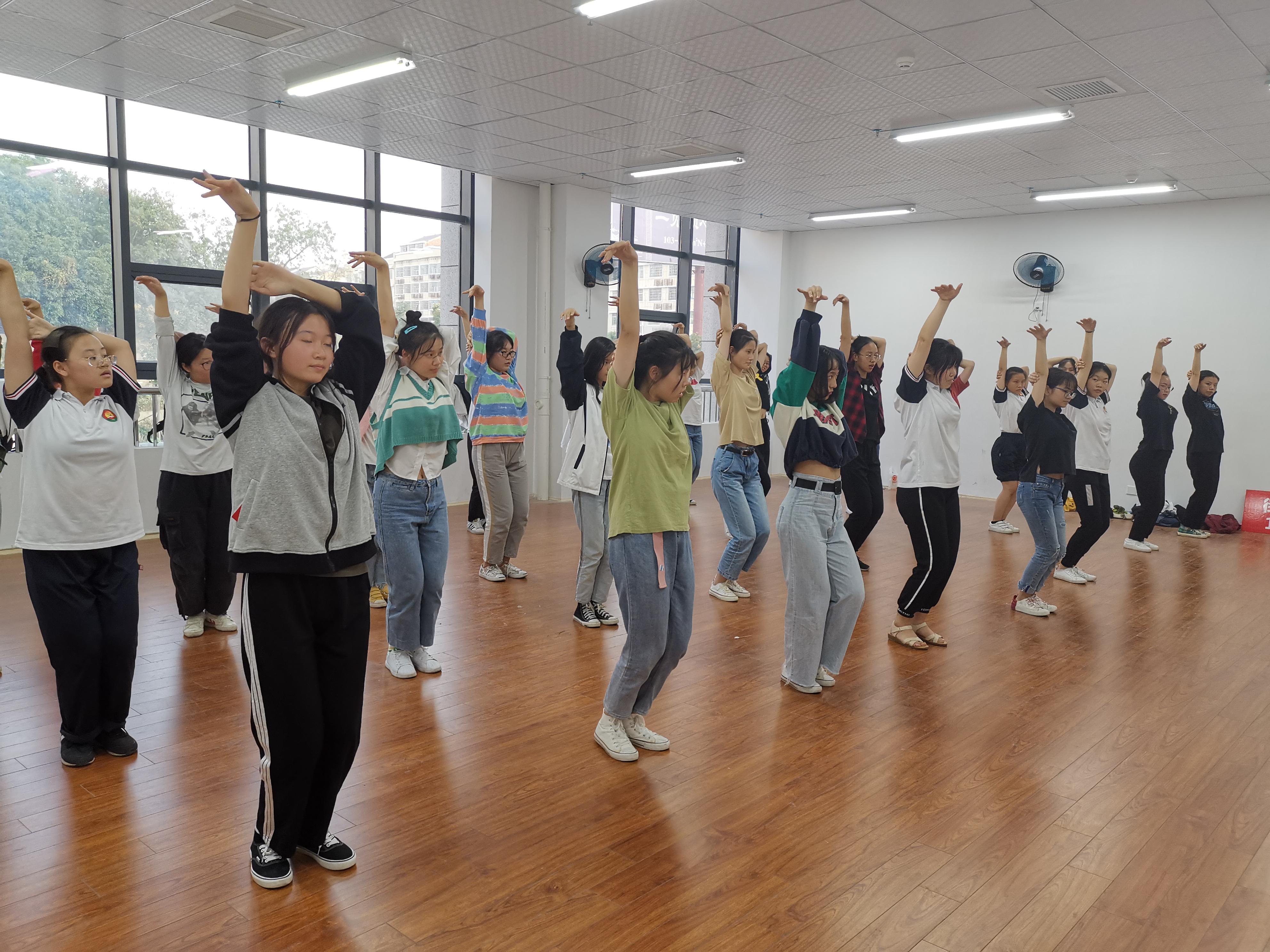 体育青春训练营,体育俱乐部集训营