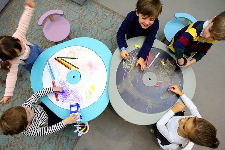 宝宝对待不喜欢的玩具,孩子对玩具缺乏兴趣怎么办呢