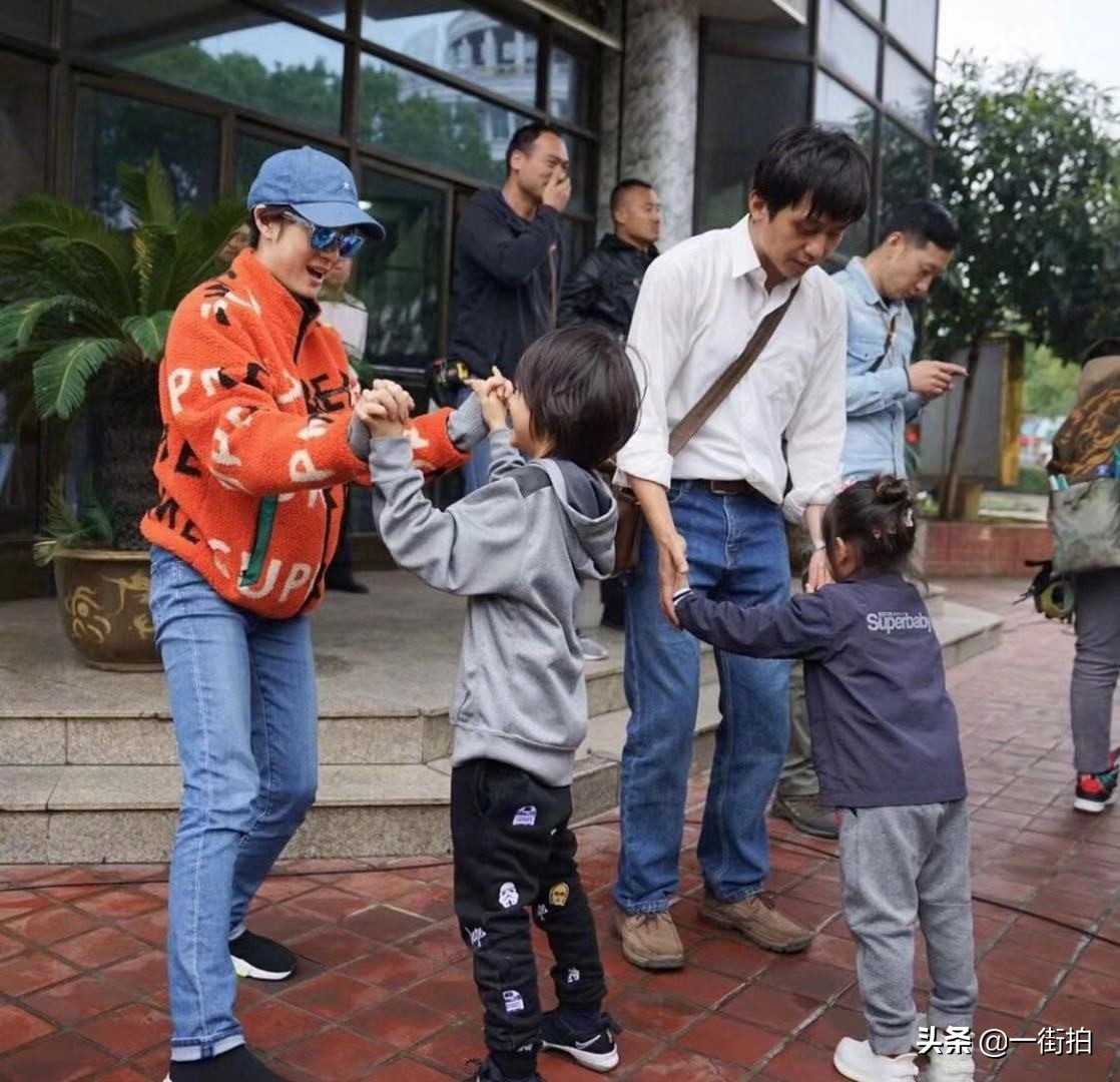 孙俪探班邓超秀恩爱视频,孙俪张译邓超探班视频