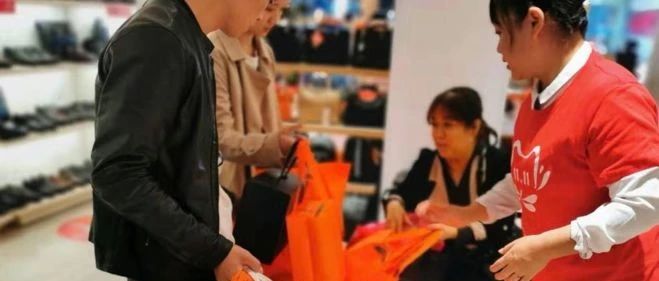 关店4000竟还日进百万！红蜻蜓练得什么功？