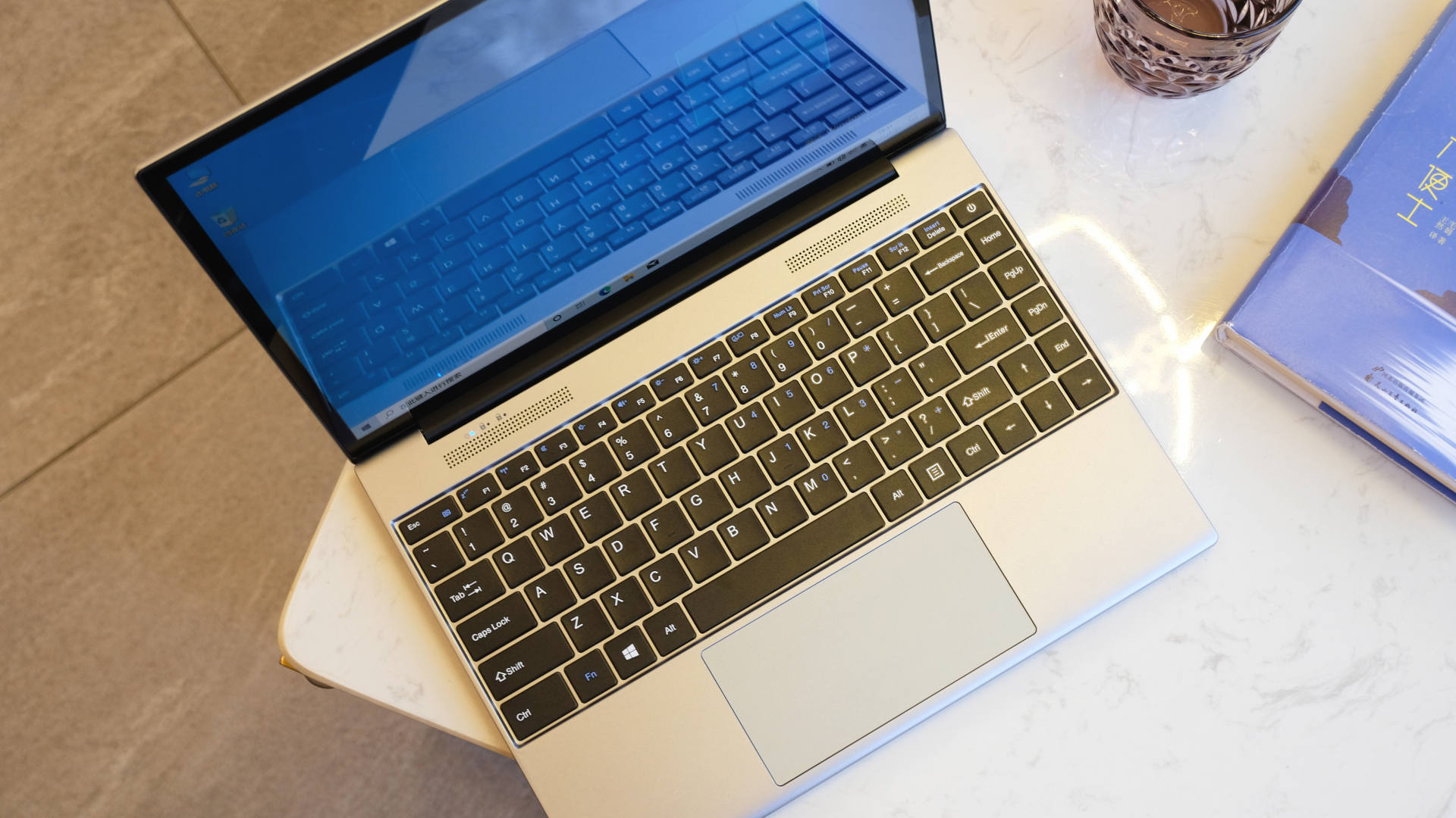 surface笔记本测评,不到2k的苹果笔记本