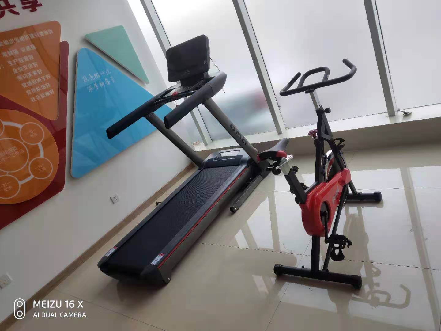 健身俱乐部器材大全,健身俱乐部都有哪些器材