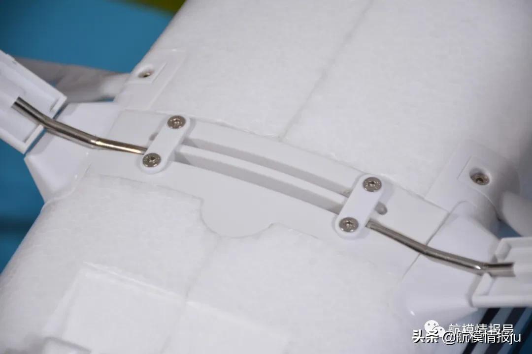 航模遥控飞机测试,莫尔航模开箱