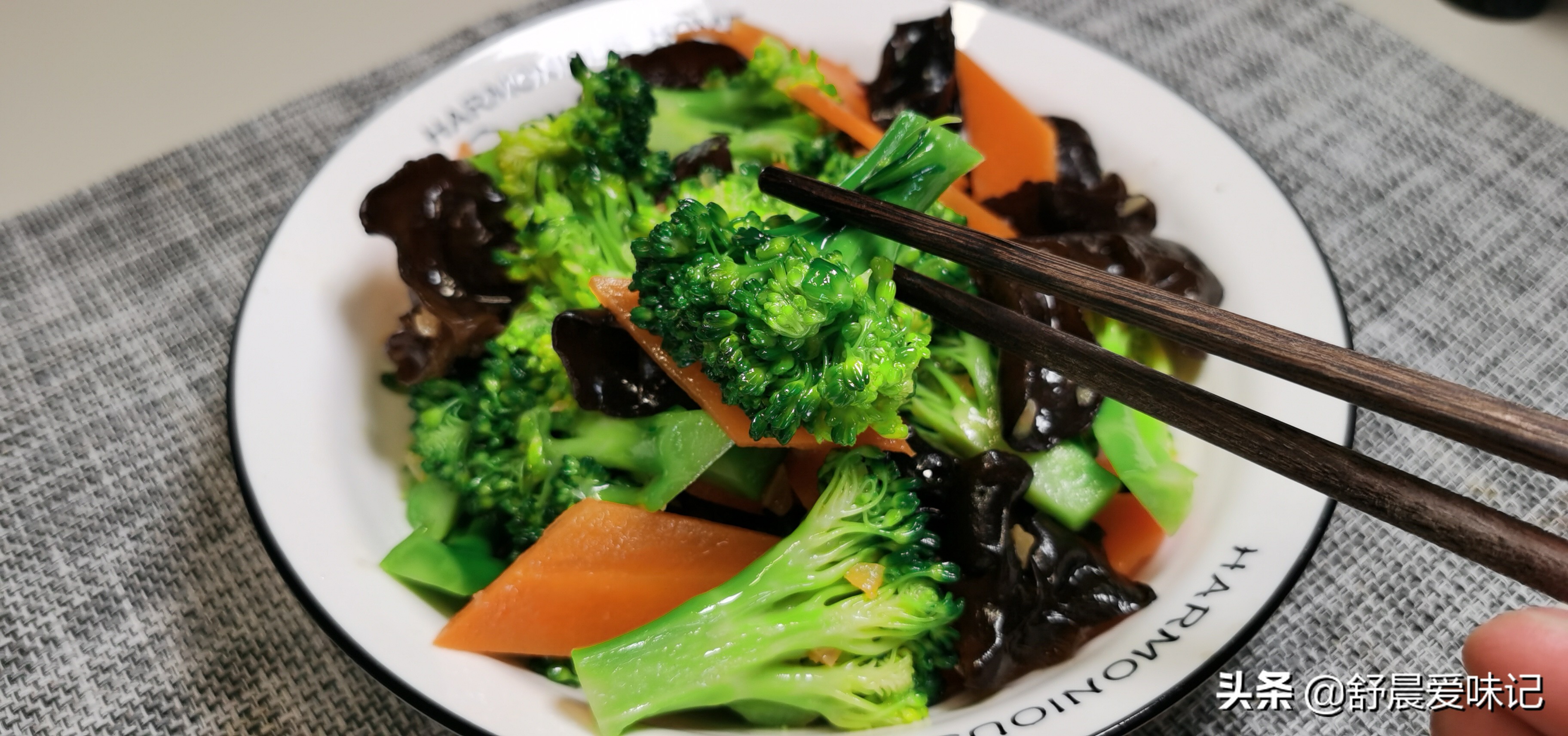 凉拌西兰花的最佳做法,凉拌西兰花怎么做最好吃