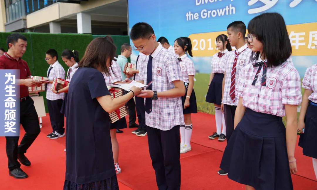 忍不住回想，少年的舞和歌。美如西川汇的你，值得世上最贵的奖杯