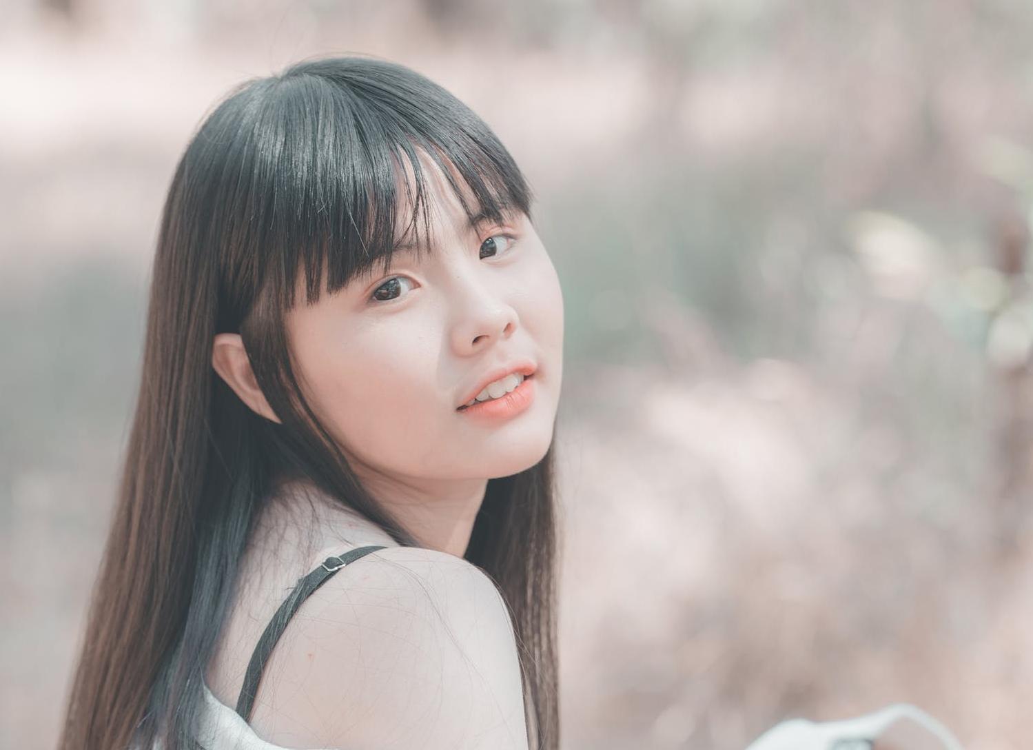 “婚纱结婚就穿一次，我们租吧”“你怎么这么小气，不买就退婚”