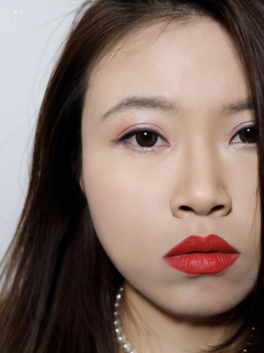 当京都红遇上巴黎粉，又纯又欲，*女熟**风的妆容里也可以带上小清纯